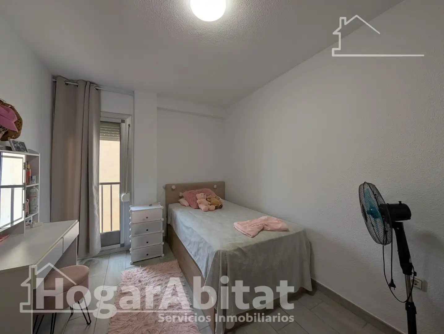Dormitori de Pis en venda en Alicante / Alacant amb Aire condicionat, Calefacció i Balcó