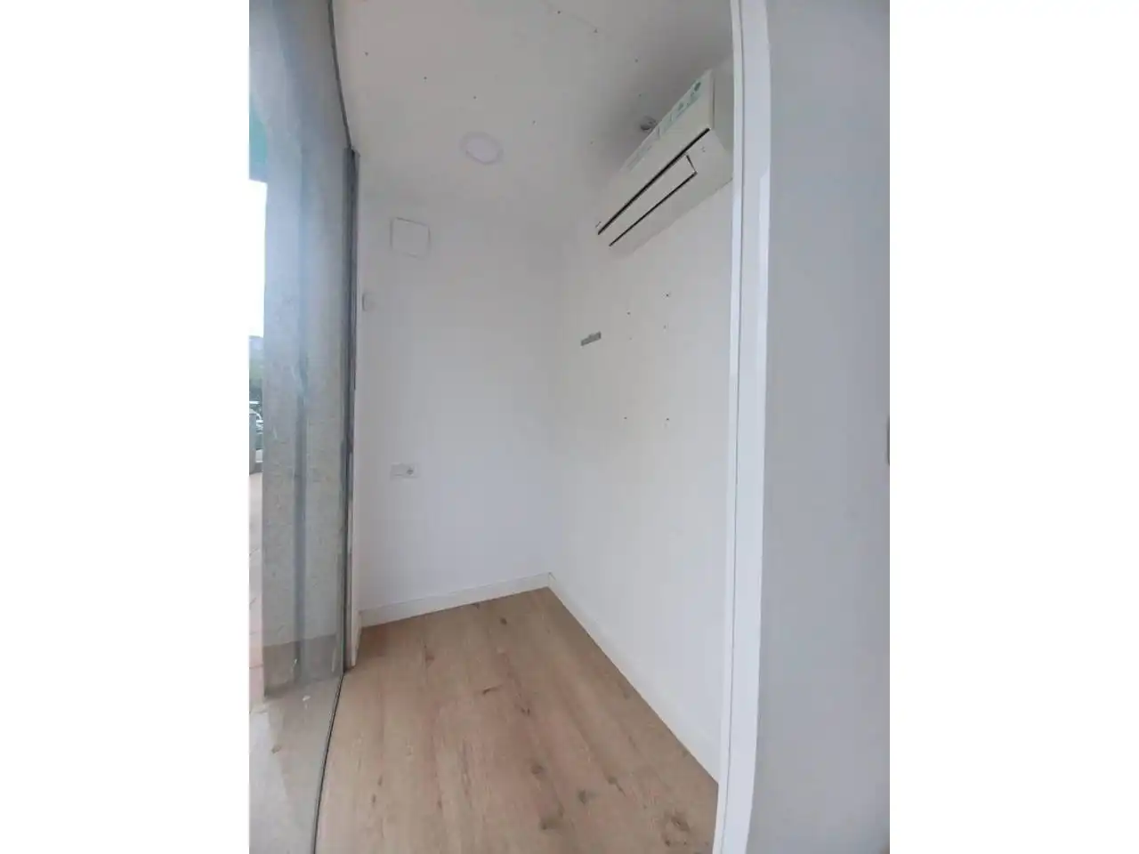 Geschaftsraum zur Miete in Calle Maria Aurelia Campmany, El Molí - El Rieral