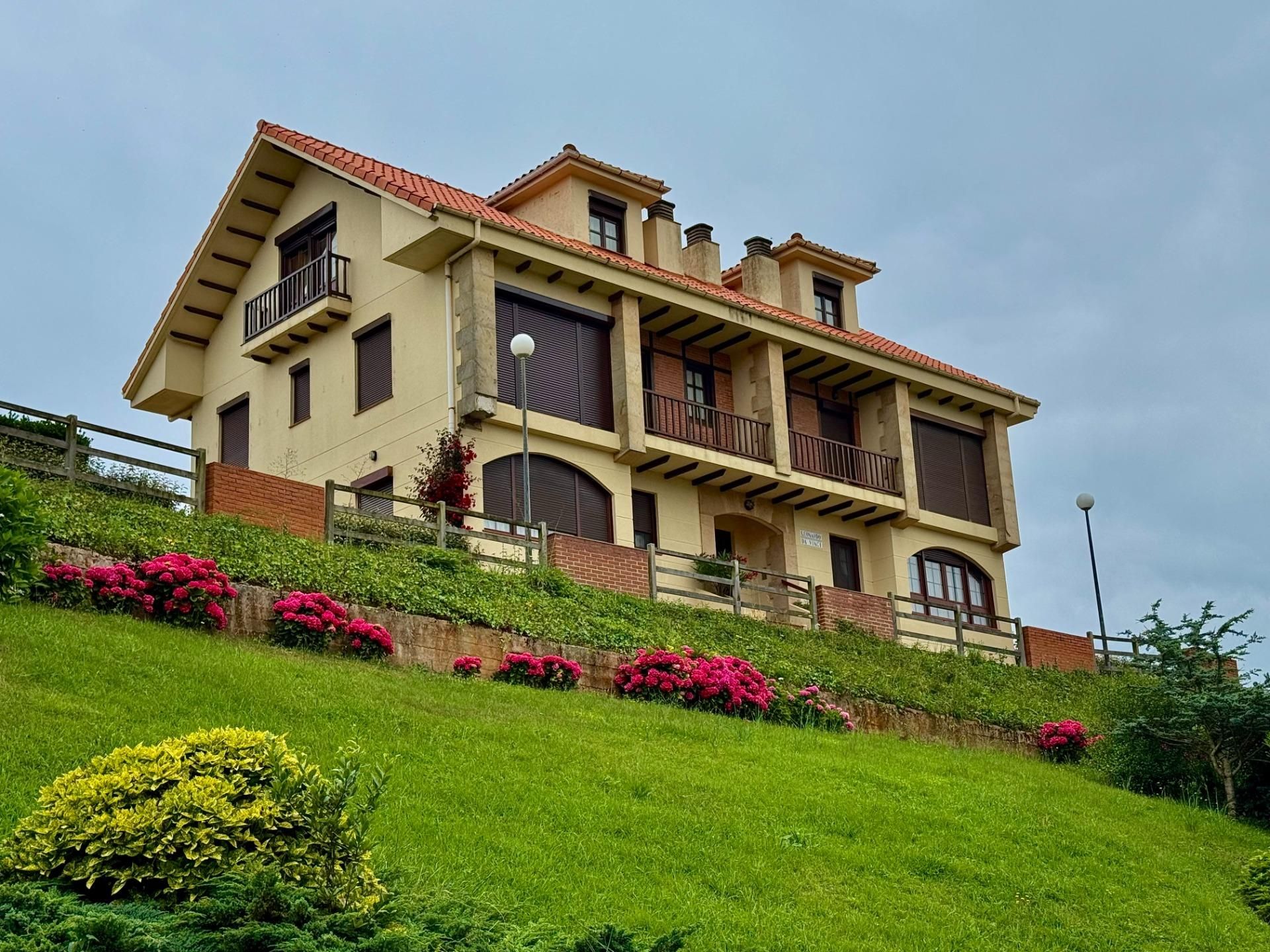 Exterior view of Apartment for sale in Ruiloba  with Heating