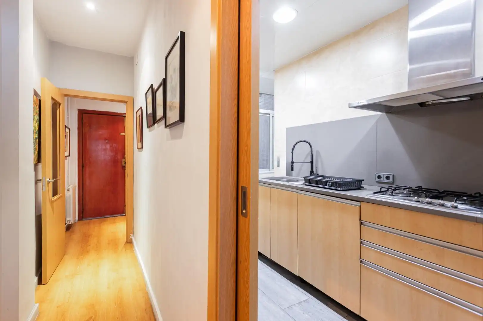 Cocina de Piso en venta en Barcelona con Aire acondicionado y Parquet