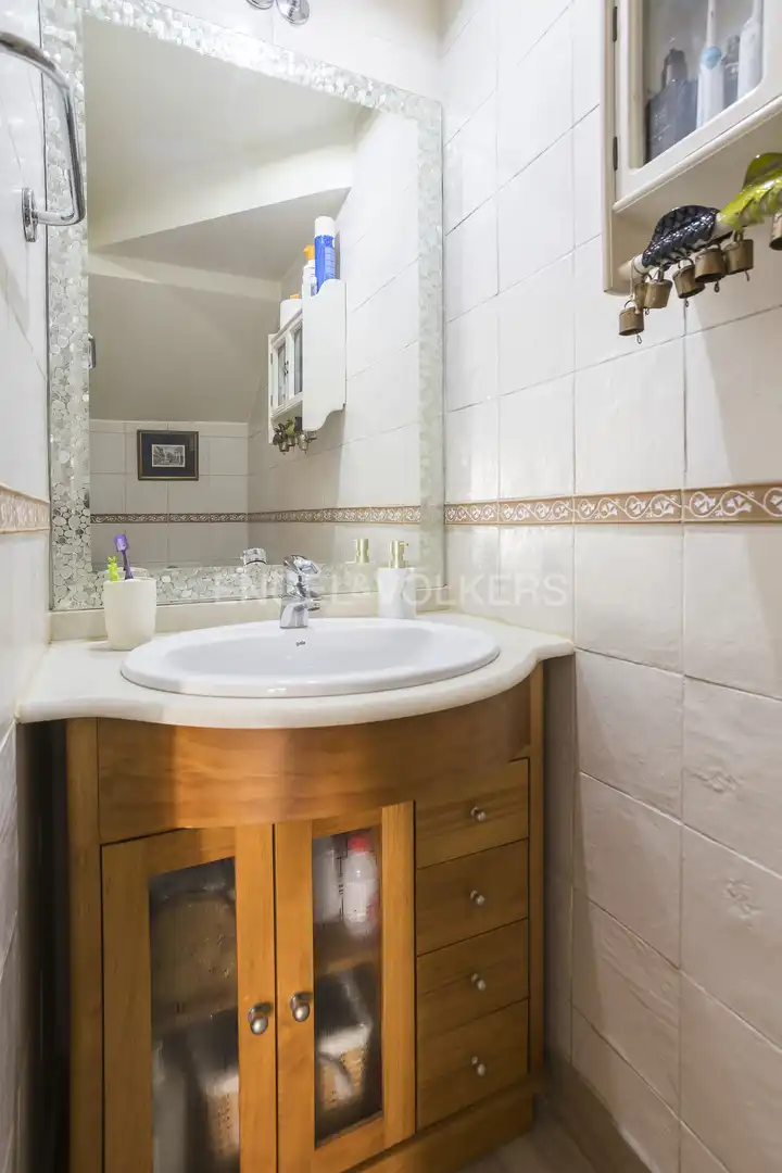 Baño de Casa o chalet en venta en Madrid con Calefacción y Jardín privado