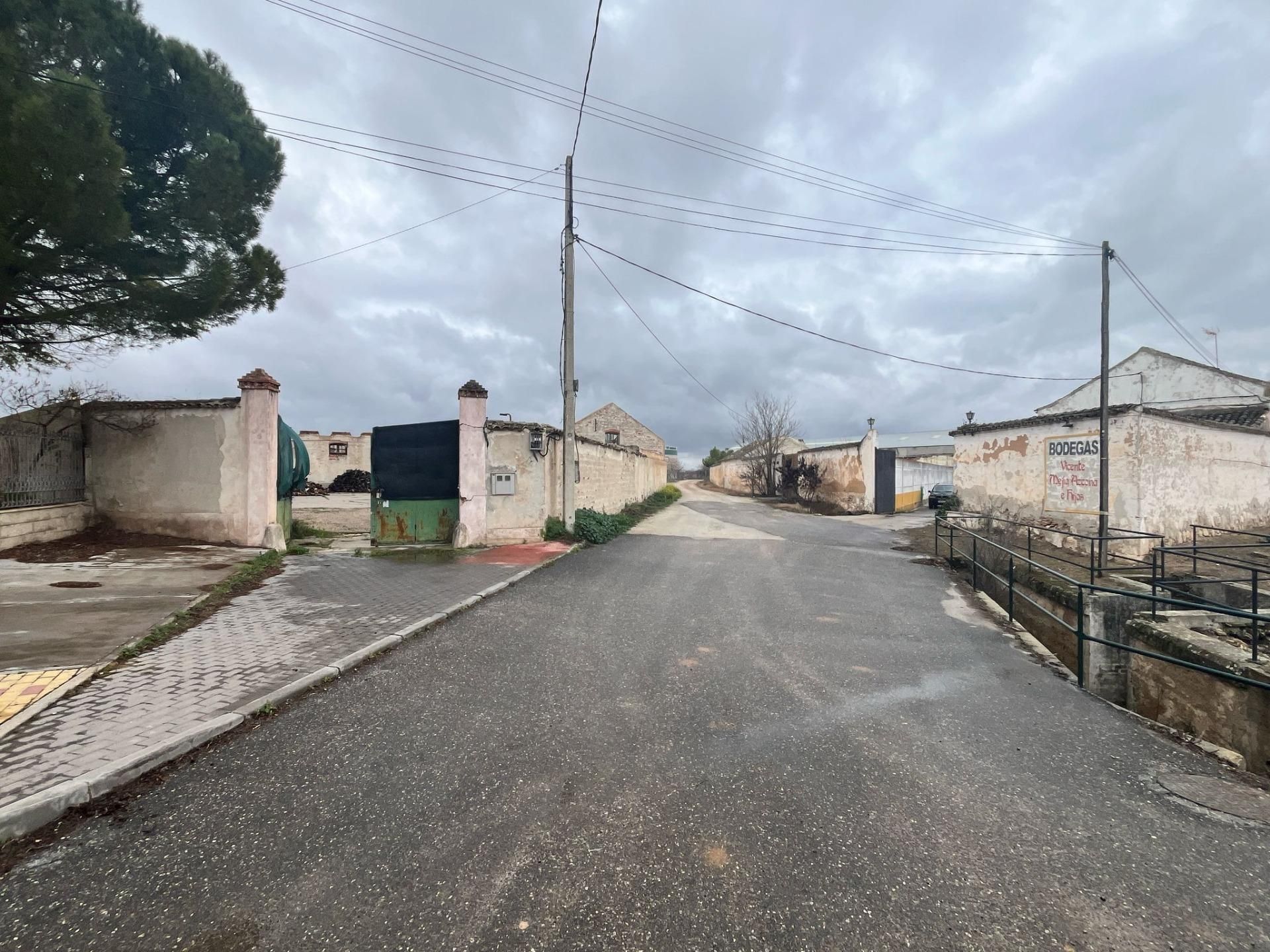 Vista exterior de Residencial en venda en Dosbarrios