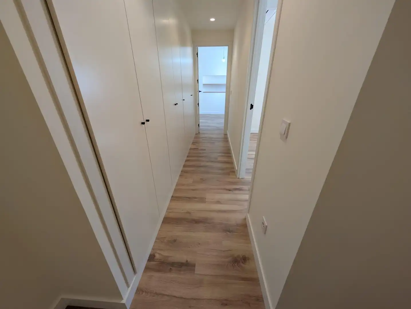Flat for rent in Sevilla  with Air Conditioner, Heating and Balcony