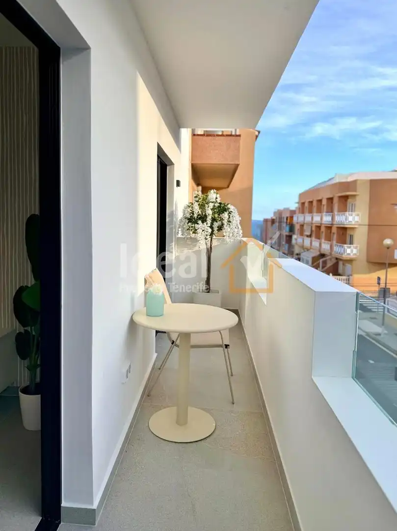 Terrasse von Wohnungen zum Verkauf in Granadilla de Abona mit Klimaanlage, Terrasse und Möbliert