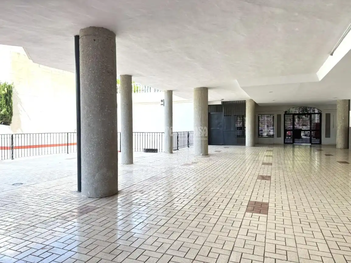 Piso en venta en Málaga con Terraza y Piscina comunitaria