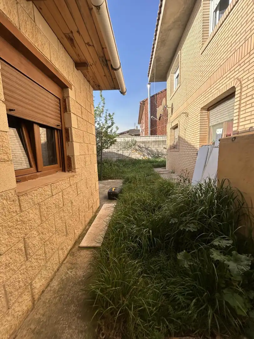 Casa o chalet en venta en Castejón (Navarra) con Jardín privado, Trastero y Balcón