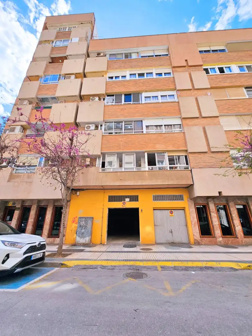 Local comercial en venta en Cartagena - Calle PINTOR BALACA 52, imagen 5