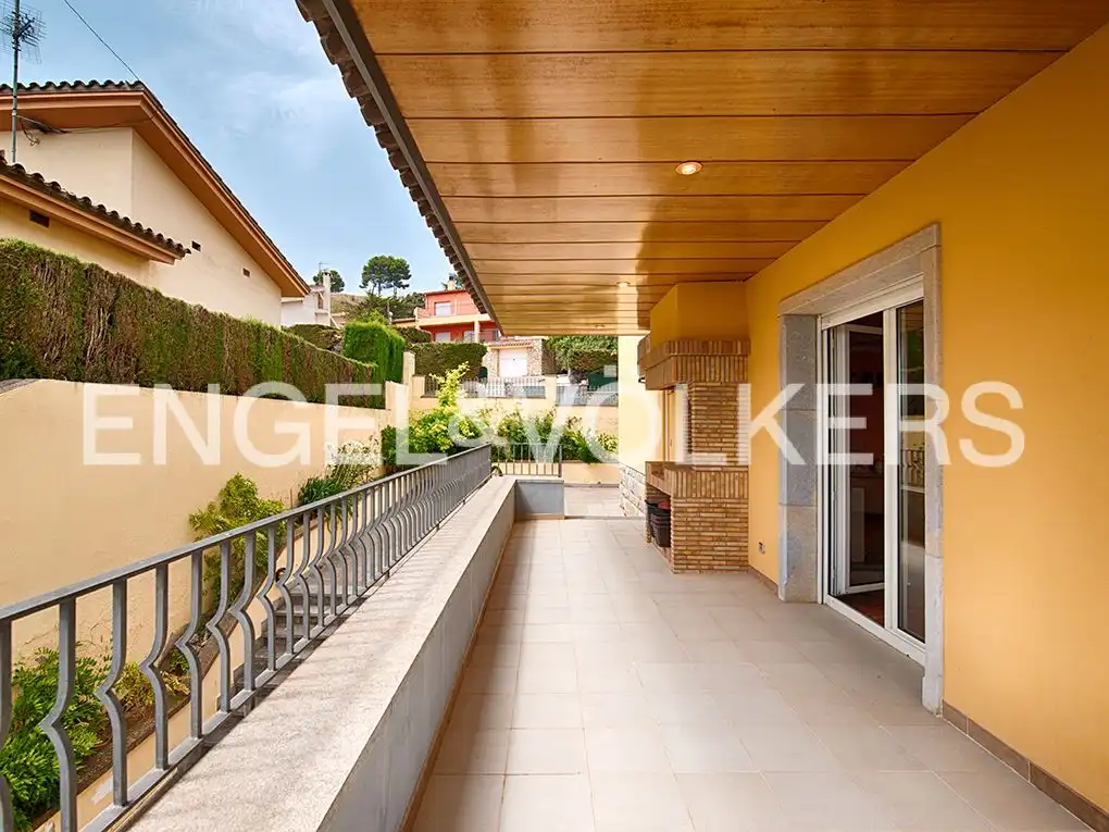 Casa con terraza en venta en Parc Bosc - Castell, imagen 10