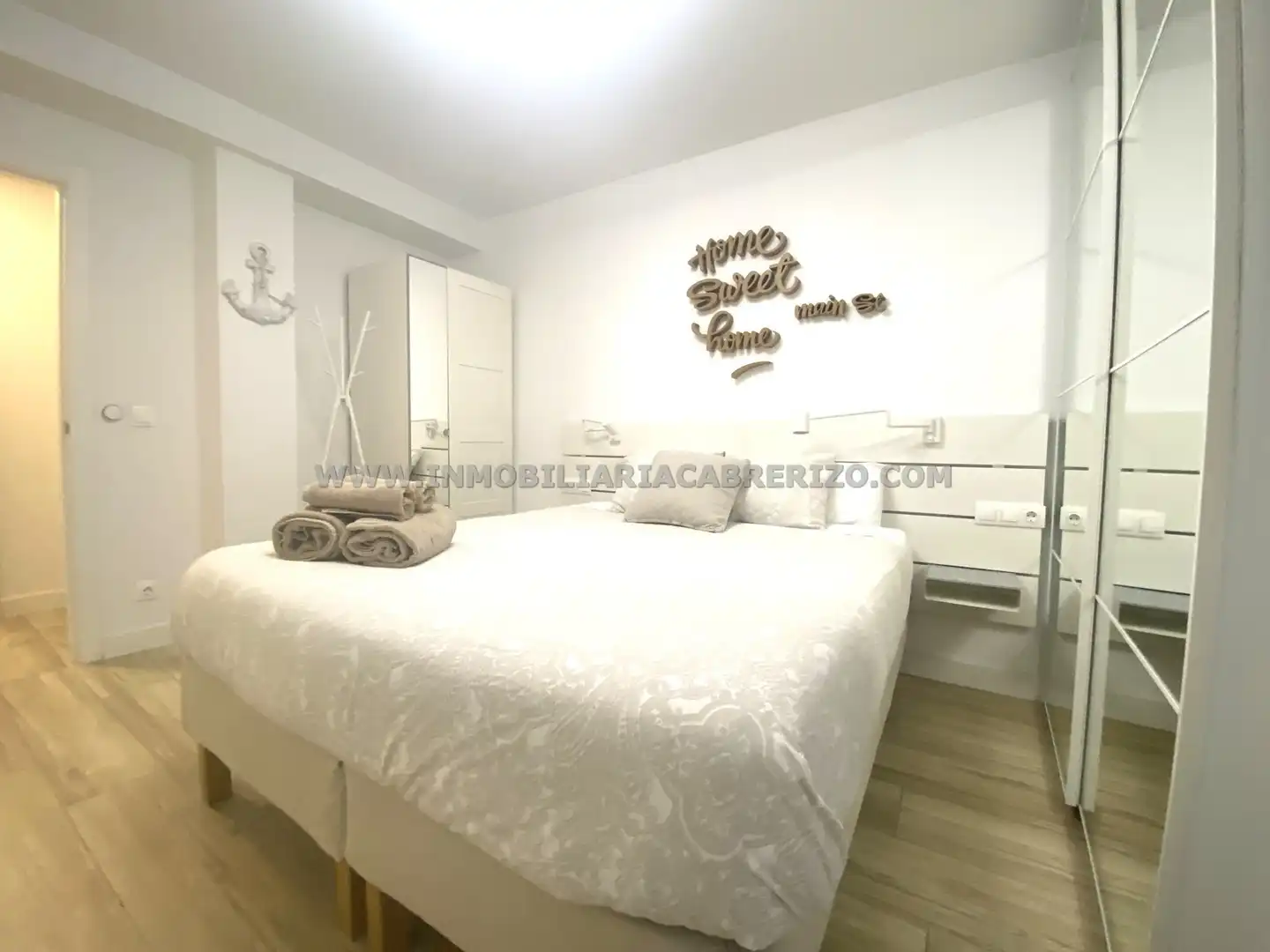 Bedroom of Flat for sale in  Pamplona / Iruña  with Heating, Furnished and Oven