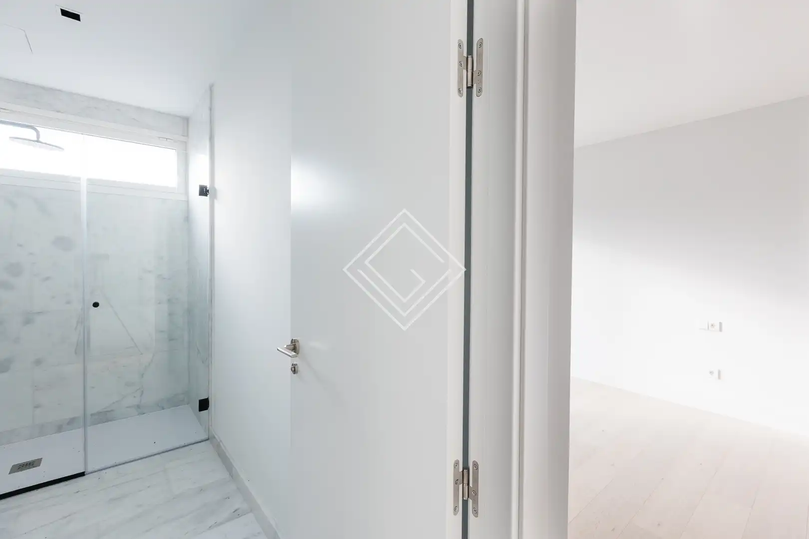 Dúplex en venta en Madrid con Aire acondicionado, Terraza y Trastero