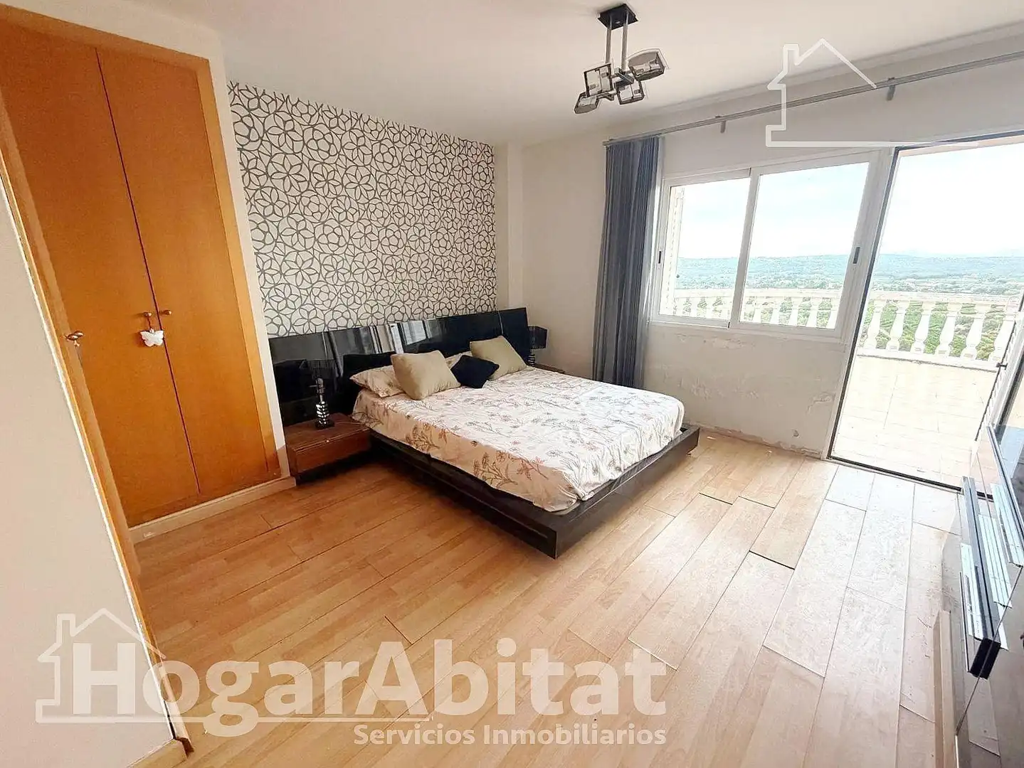 Habitación de Casa o chalet en venta en Torrent con Calefacción, Jardín privado y Parquet