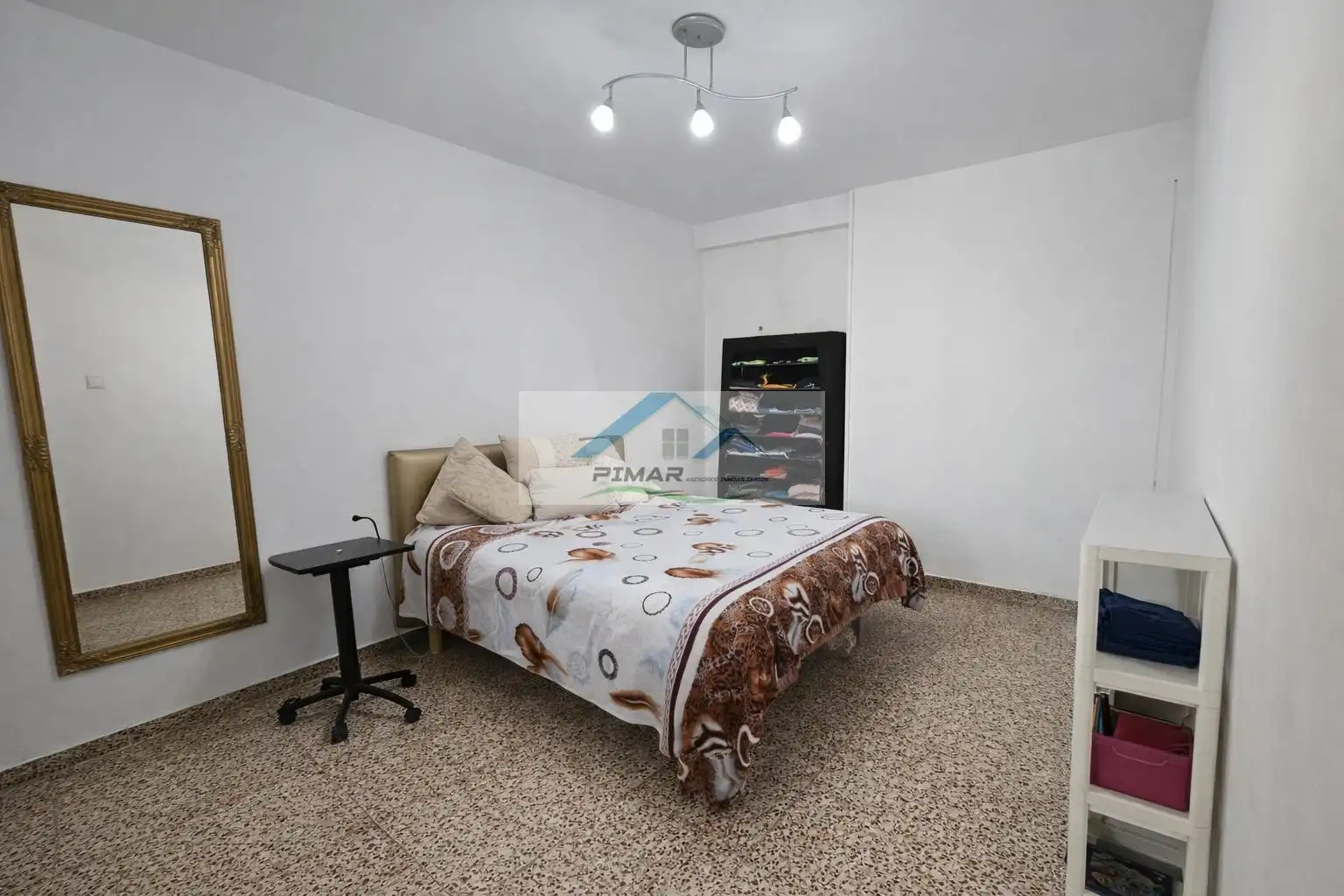 Habitación de Piso en venta en Elche / Elx con Balcón
