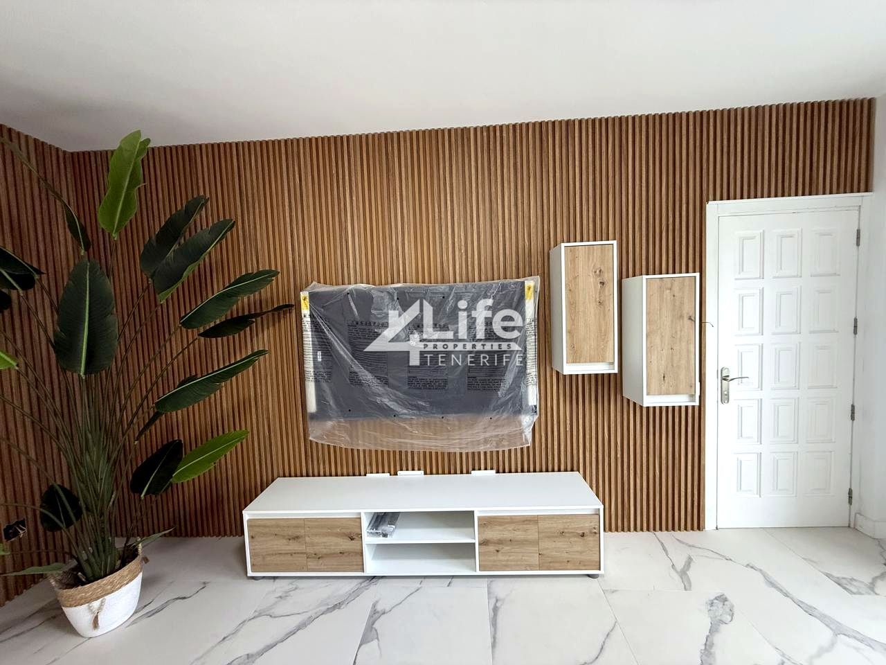 Sala d'estar de Pis de lloguer en San Miguel de Abona amb Aire condicionat i Moblat