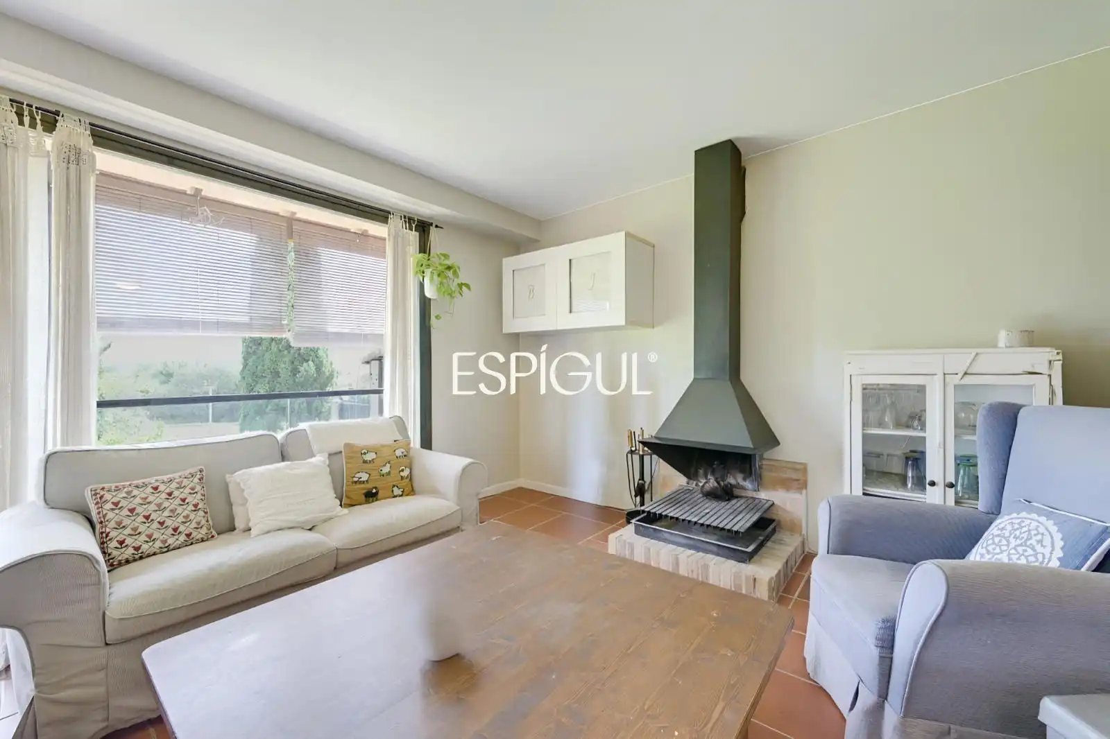 Sala de estar de Casa adosada en venta en Albons con Aire acondicionado, Calefacción y Jardín privado