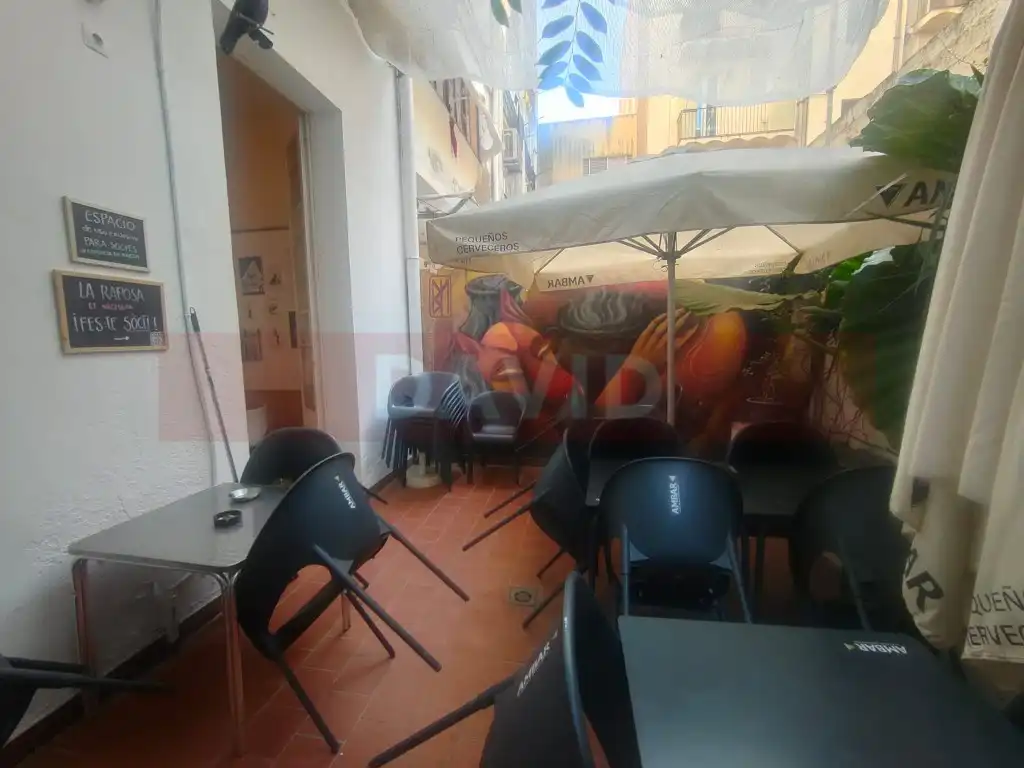 Business premises for transfer in Calle Tapioles, imagen 16