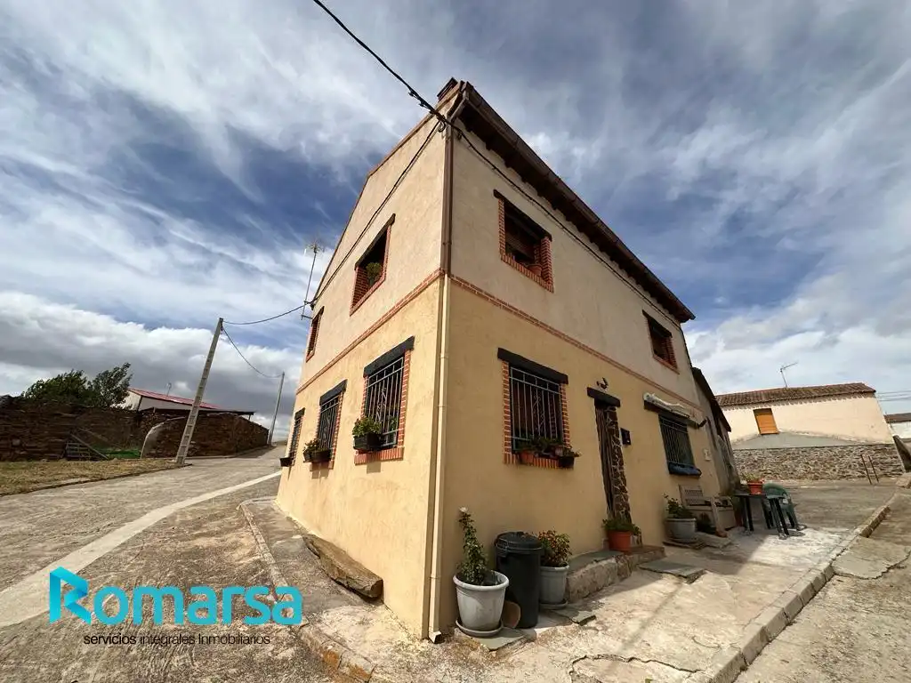 Casa o chalet en venta en La fuente, Grandes y San Martín