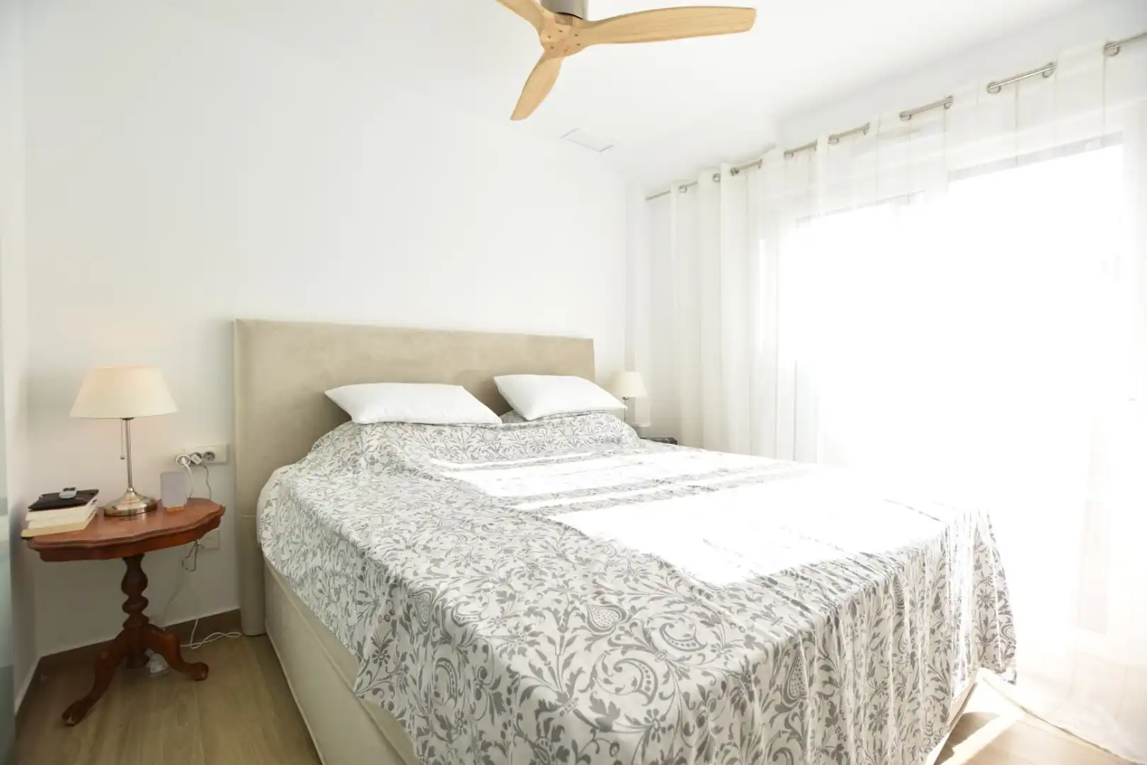 Habitación de Apartamento en venta en Orihuela con Aire acondicionado, Calefacción y Terraza