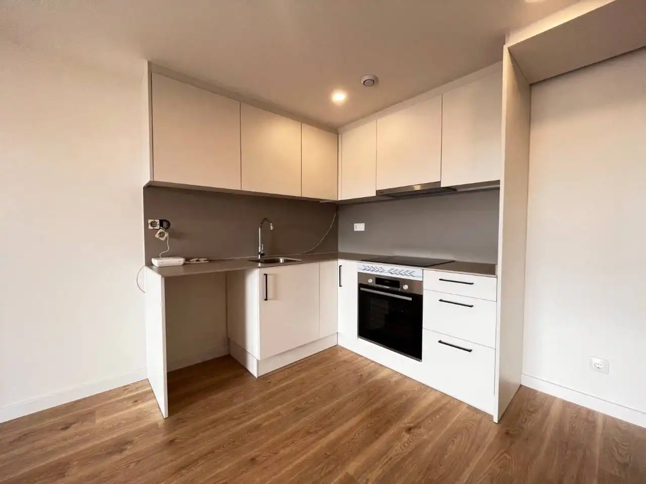 Maisonette mit Terrasse zur Miete in Calle Tinet Coronel Sagués, imagen 3