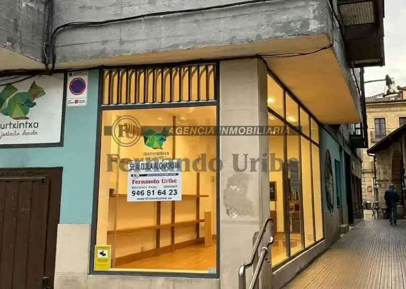 Local comercial en venda a Andra Mari Kalea, imagen 3
