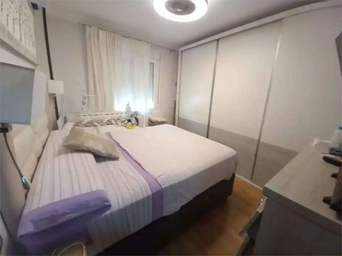 Habitación de Piso en venta en Málaga con Terraza y Trastero