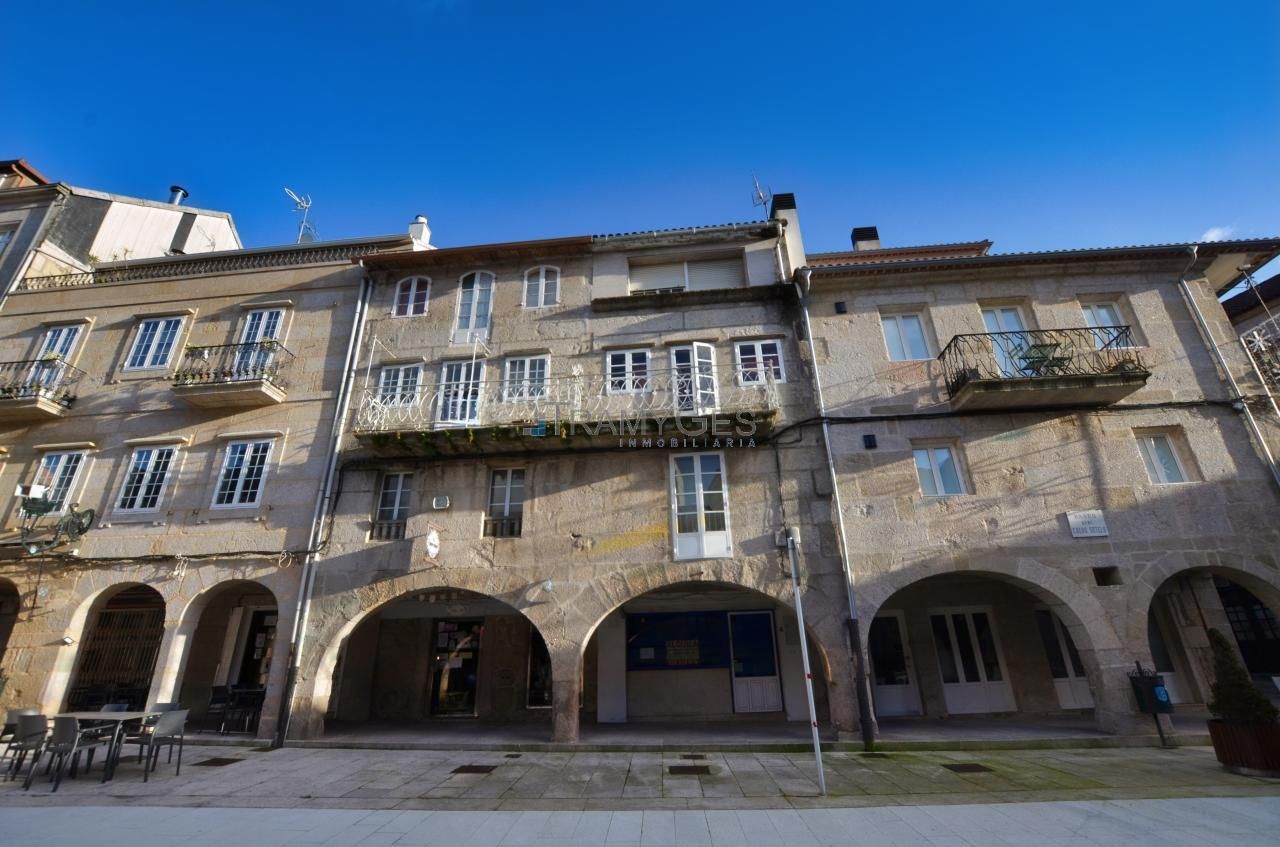 Vista exterior de Casa adosada en venda en Tui
