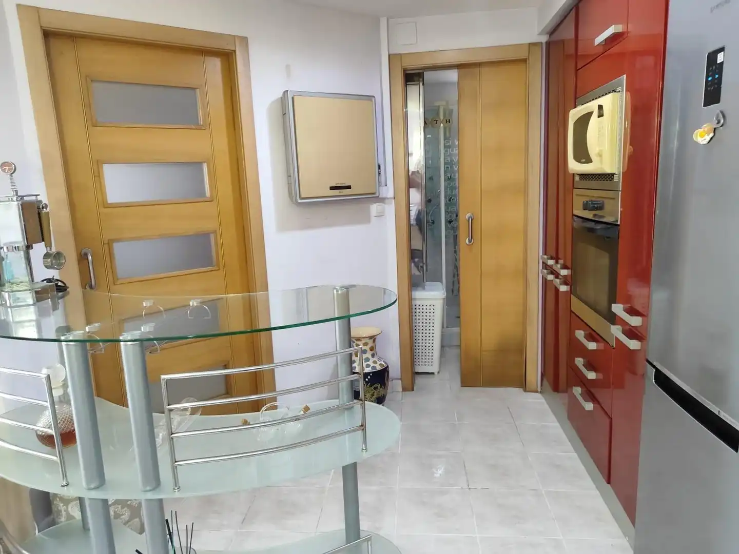 Küche von Erdgeschoss zum Verkauf in El Campello mit Klimaanlage, Privatgarten und Terrasse