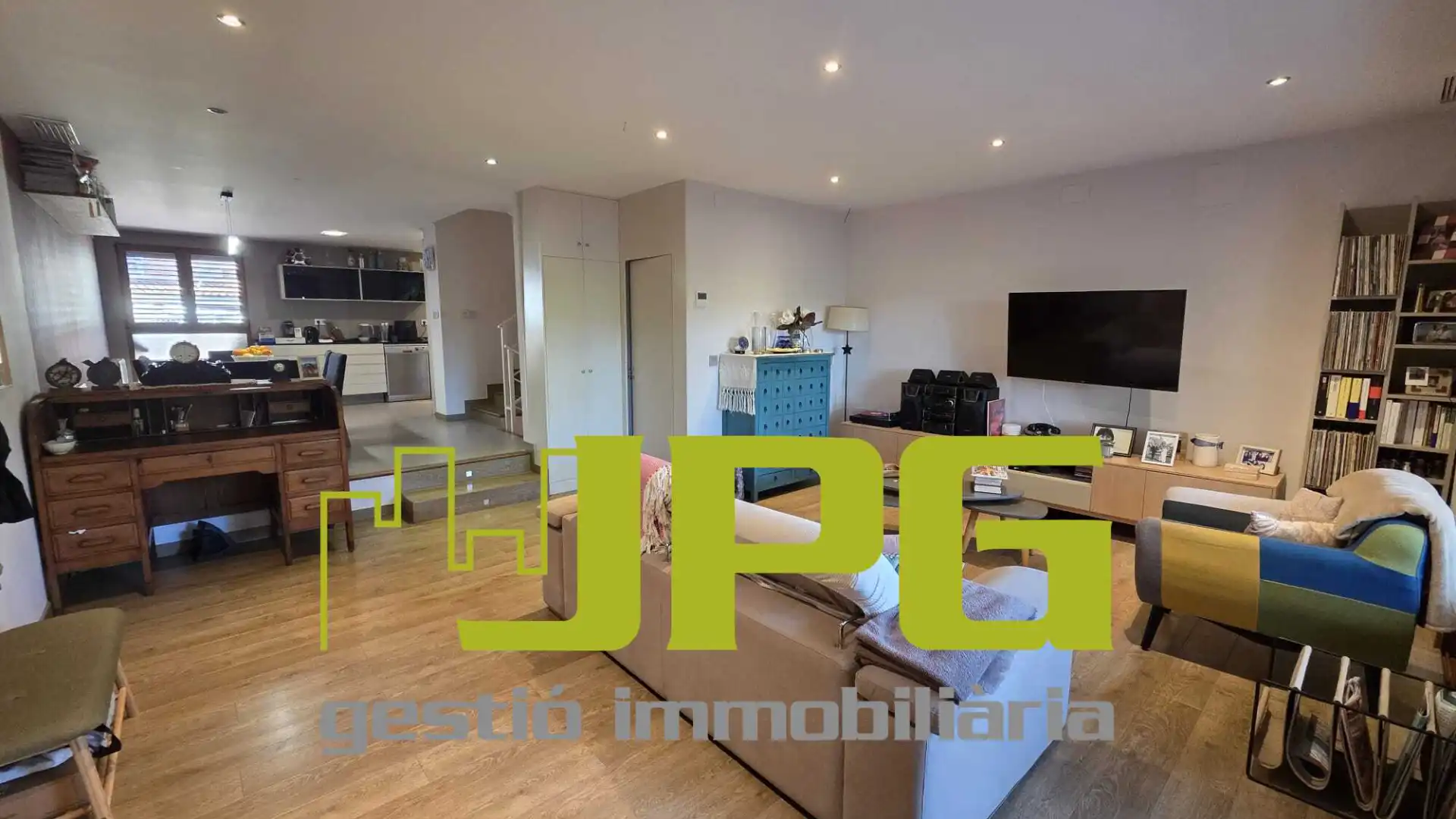 Sala de estar de Casa adosada en venta en Sant Joan d'Alacant con Aire acondicionado, Calefacción y Jardín privado