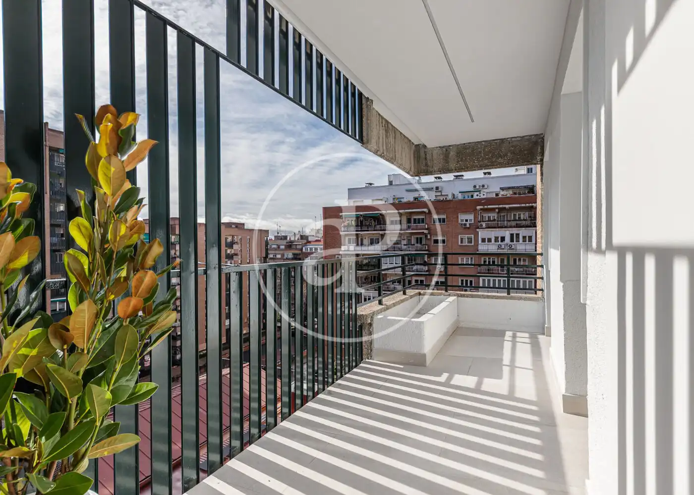 Flat with terrace for sale in C. del Poeta Esteban de Villegas, imagen 5