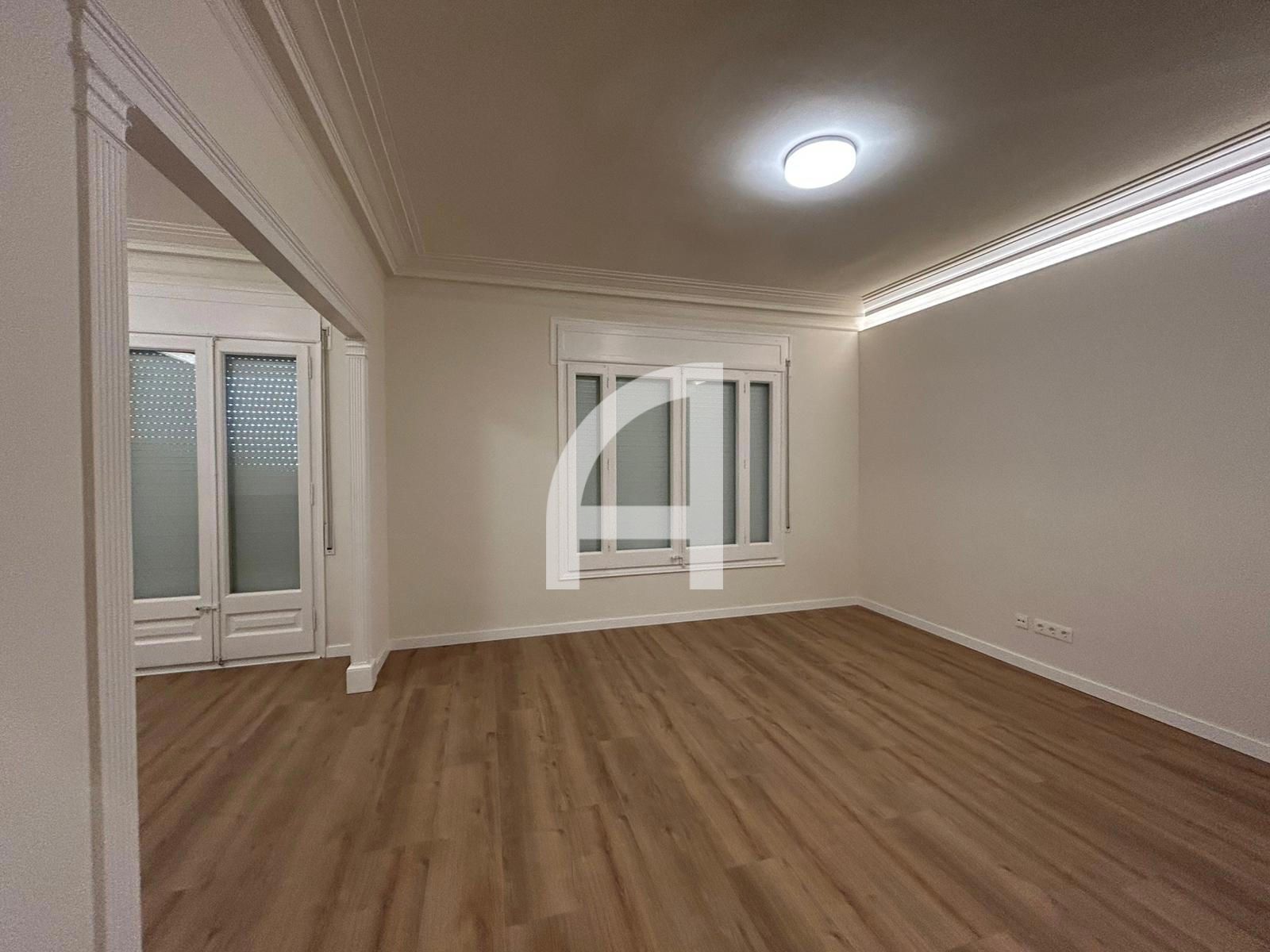 Pis de lloguer en  Barcelona Capital amb Calefacció, Parquet i Balcó