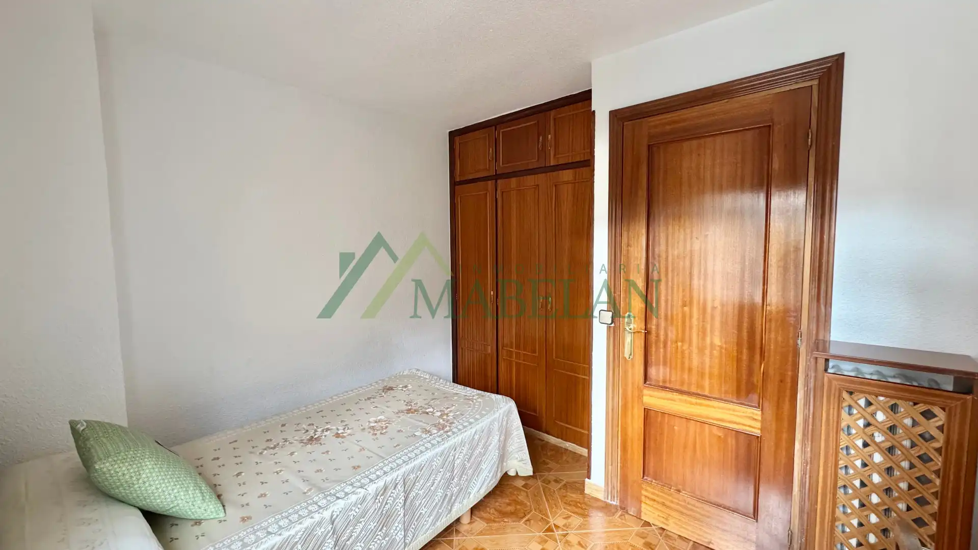 Schlafzimmer von Wohnung zur Miete in Madrid mit Heizung, Terrasse und Möbliert