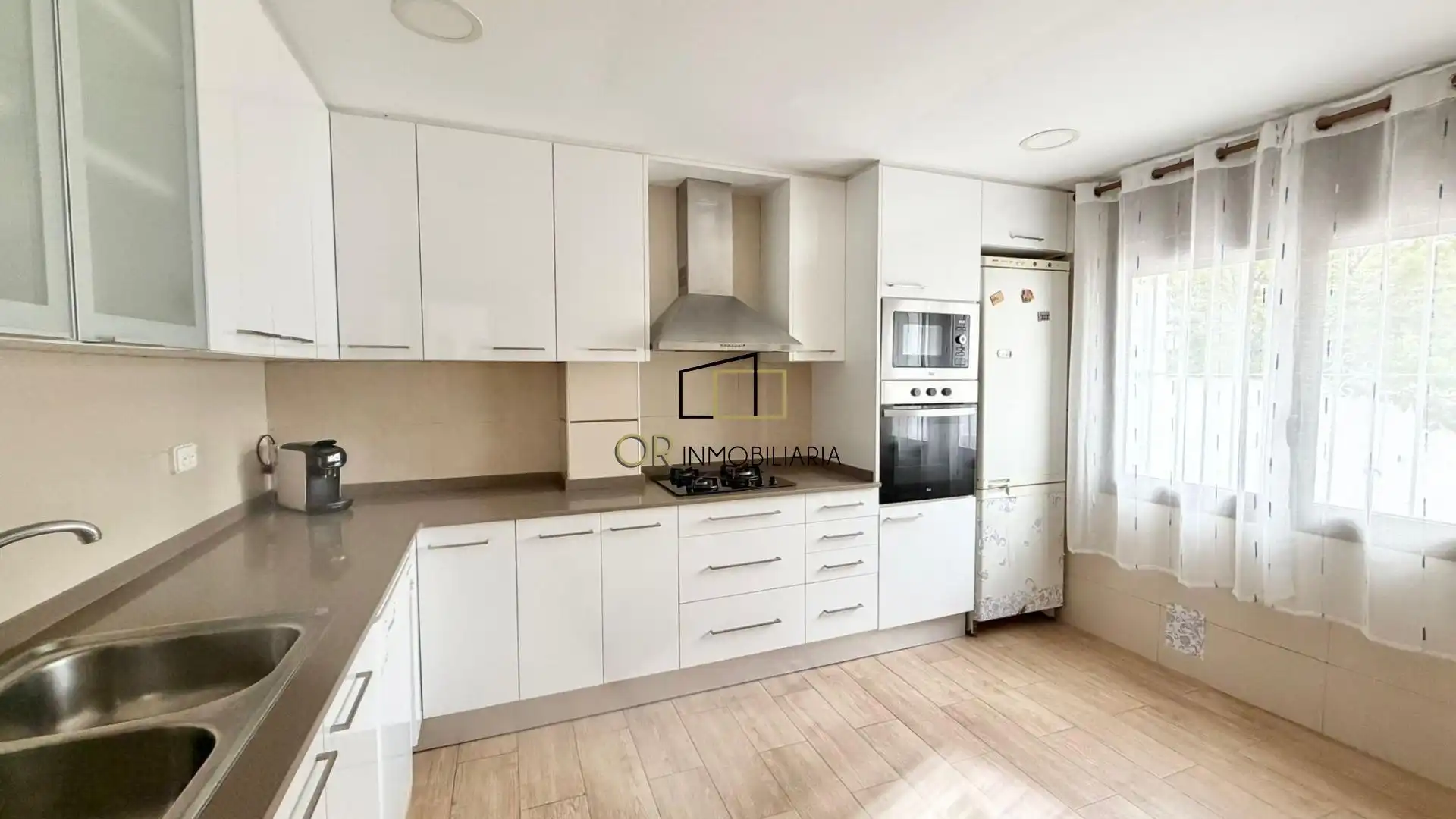 Casa o xalet en venda a Cunit Residencial