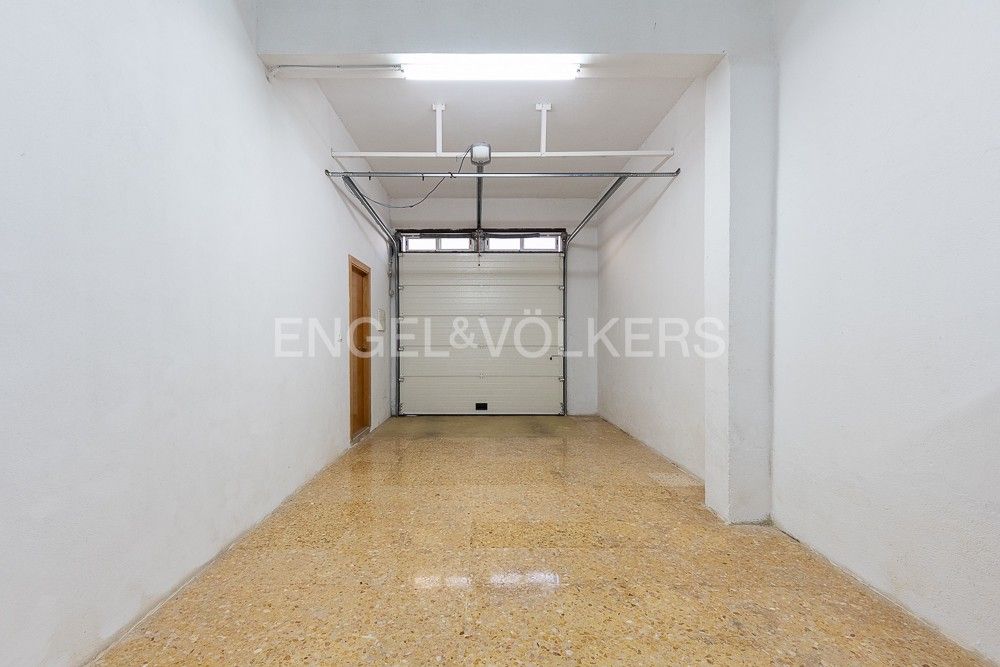 House or chalet for sale in Algemesí  with Air Conditioner, Heating and Furnished