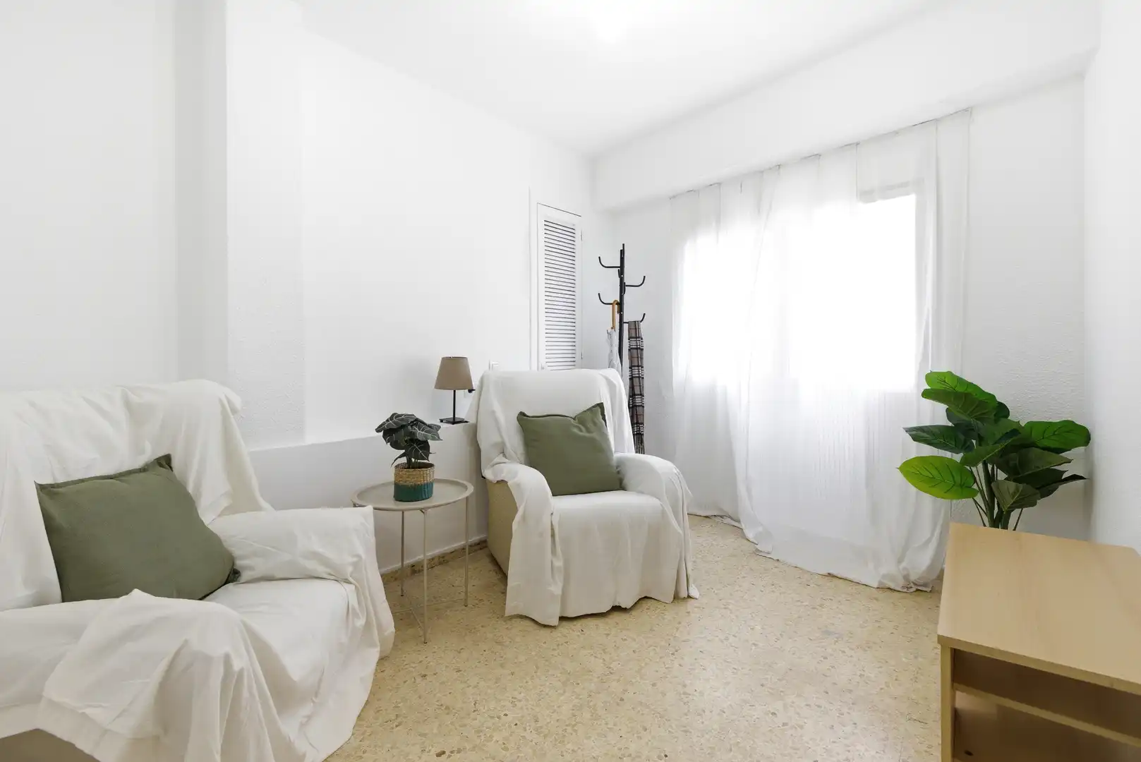 Habitación de Piso en venta en Serra con Aire acondicionado, Trastero y Horno