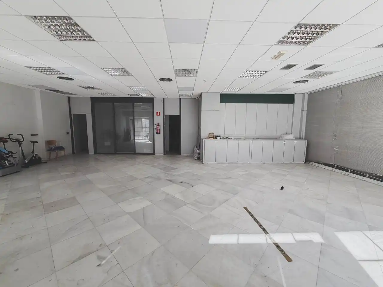 Local comercial de lloguer a Asdrúbal - Bahía Blanca, imagen 2