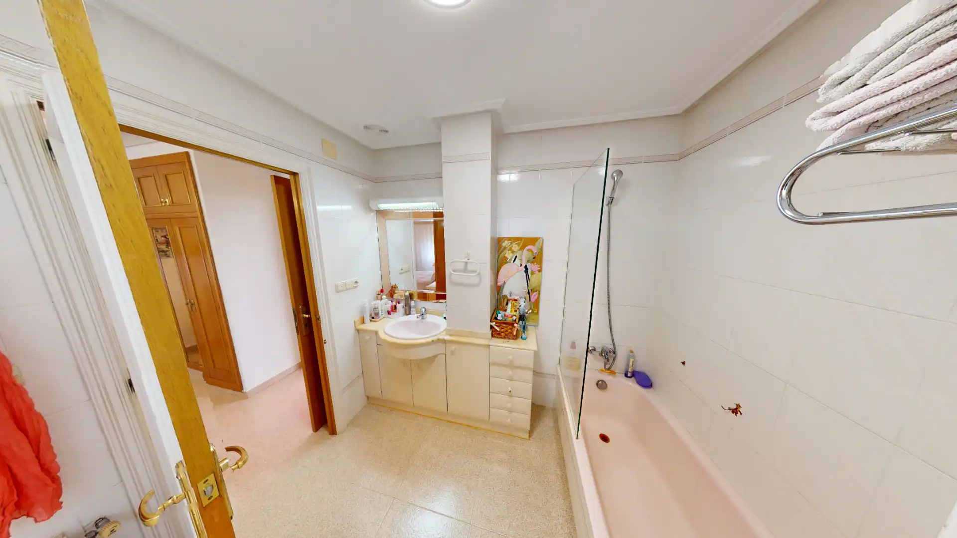 Bany de Casa o xalet en venda en Elche / Elx amb Aire condicionat, Calefacció i Jardí privat