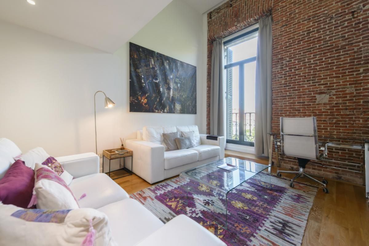 Living room of Apartment to rent in  Madrid Capital  with Air Conditioner, Heating and Furnished