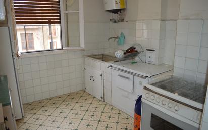 Kitchen of Flat for sale in Medina de Pomar  with Terrace