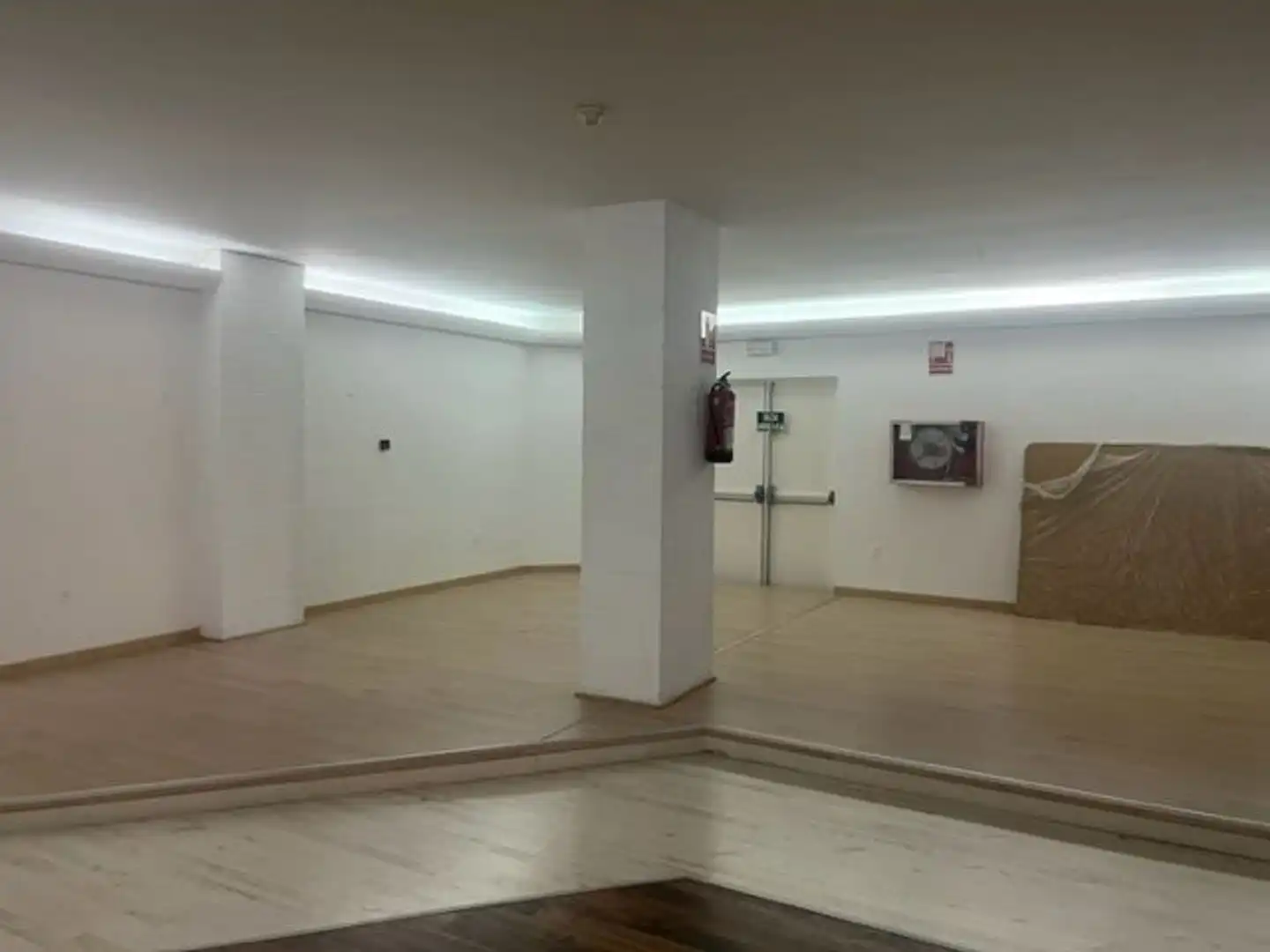 Gewerbefläche zur Miete in Paseo de San Gregorio, imagen 8