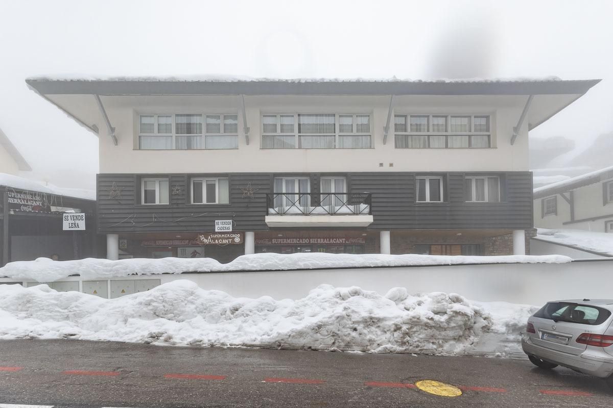 Vista exterior de Pis en venda en Sierra Nevada amb Calefacció i Traster