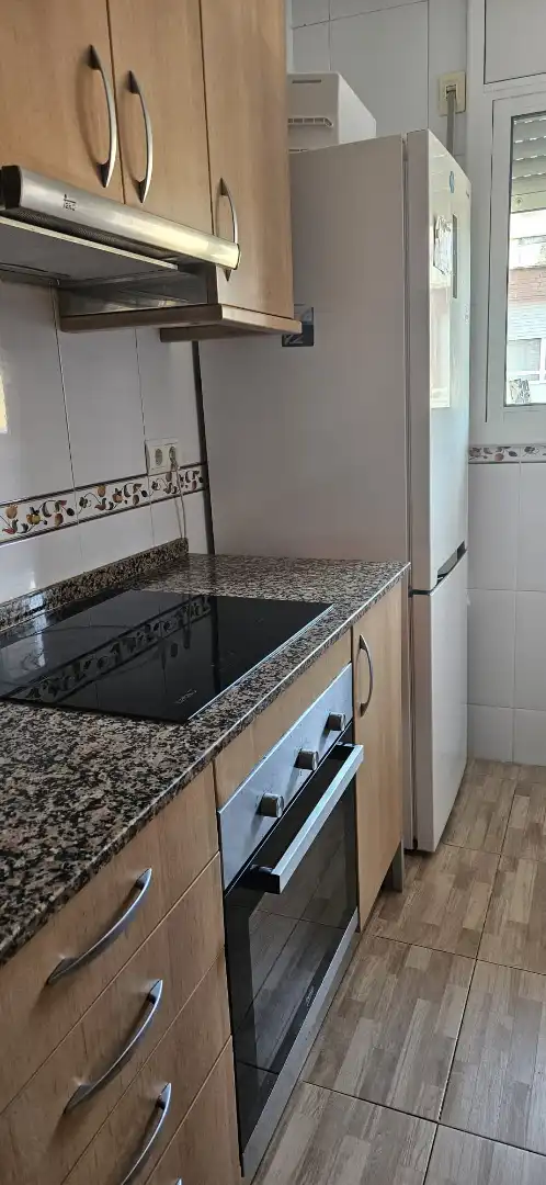 Cuina de Pis en venda en Tarragona amb Aire condicionat, Calefacció i Traster
