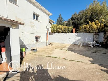 Exterior view of Planta baja for sale in Vilanova del Vallès  with Air Conditioner, Terrace and Storage room