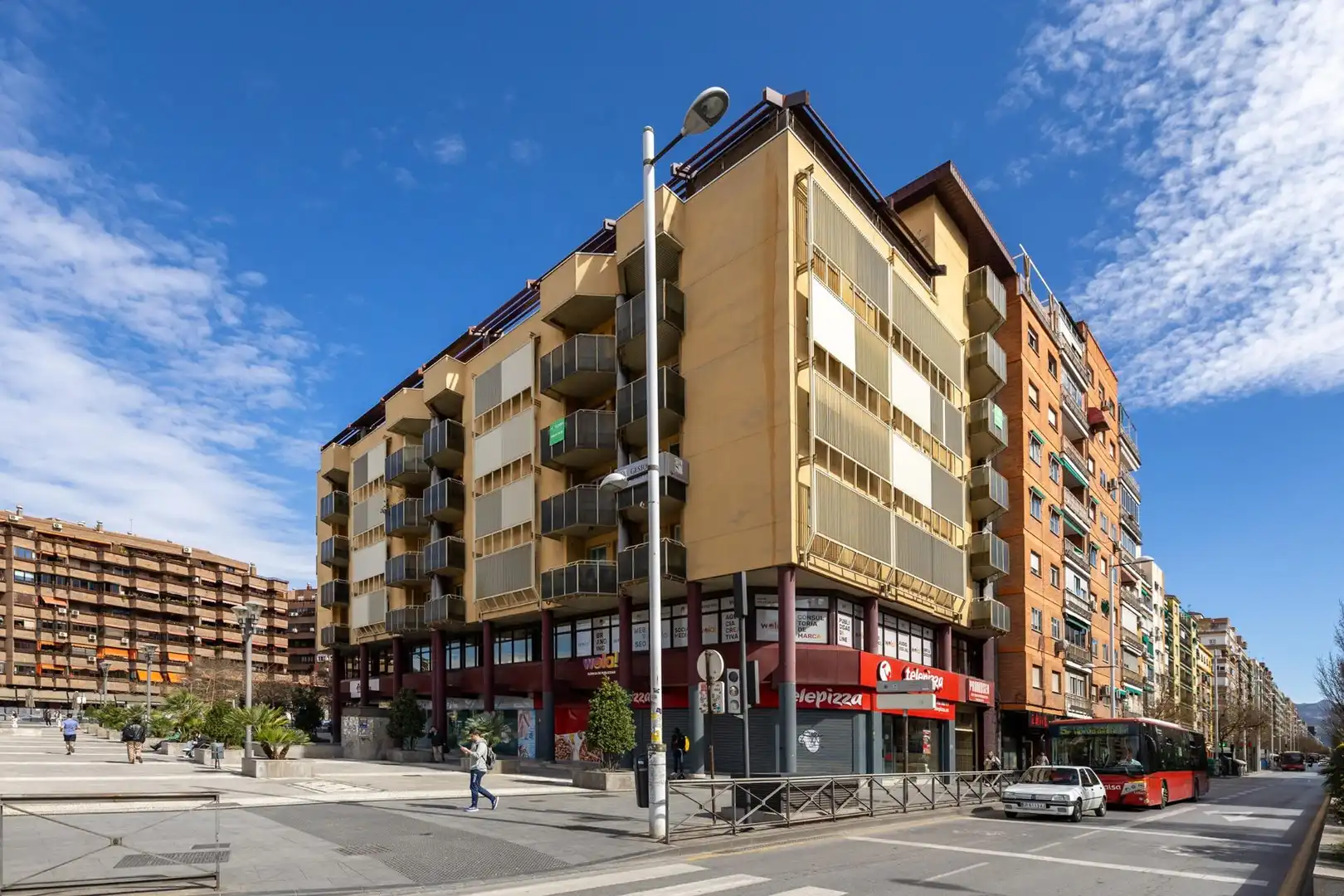Exterior view of Flat for sale in  Granada Capital  with Air Conditioner, Heating and Terrace