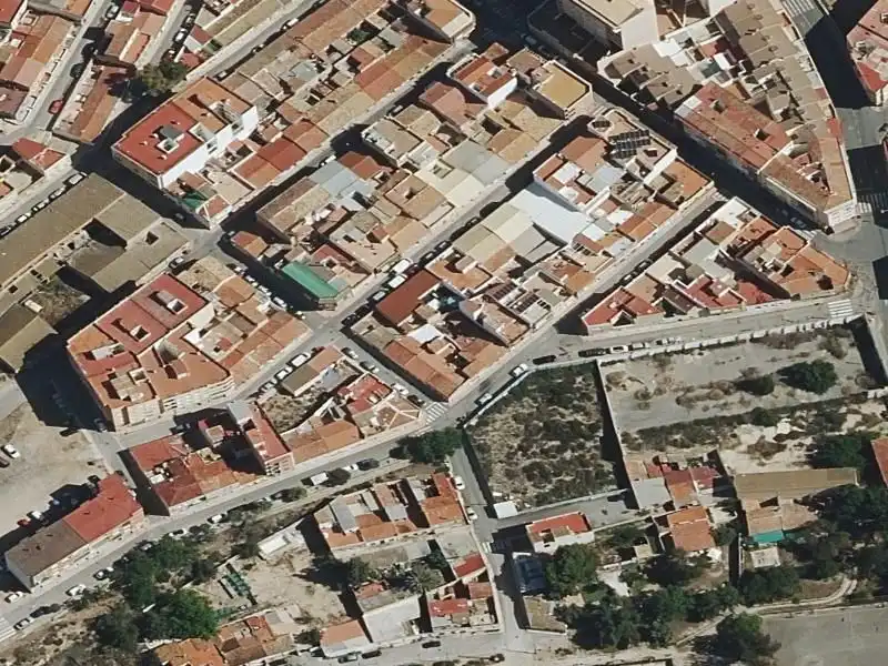 Haus zum Verkauf in Maestro Serrano 20