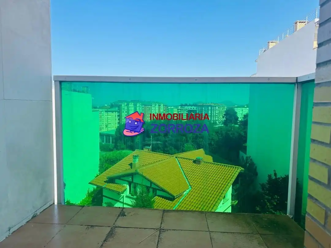 Piso en venta en Calle Los Caserios, Centro
