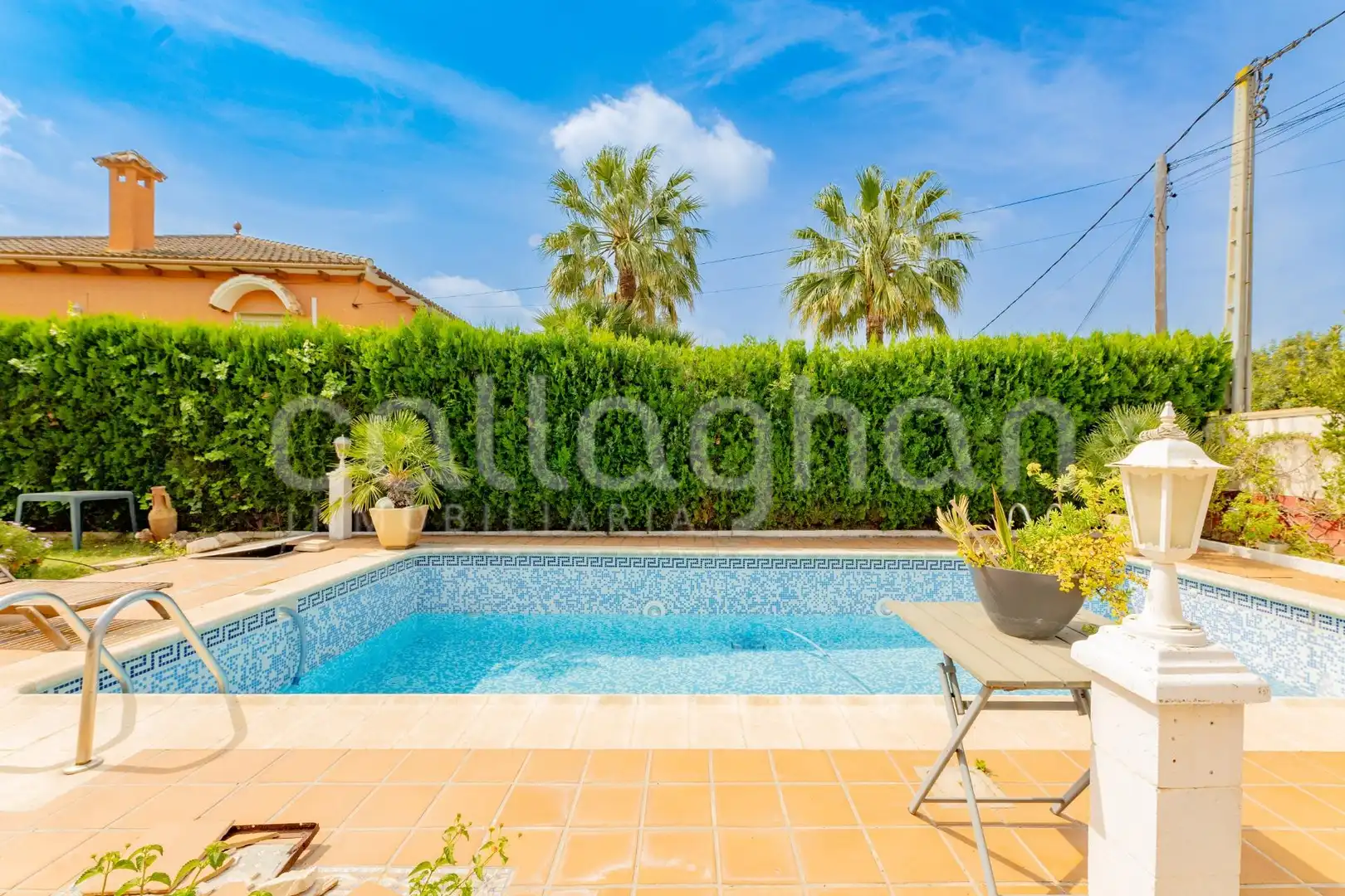 Piscina de Casa o xalet en venda en La Pobla de Vallbona amb Aire condicionat, Calefacció i Jardí privat