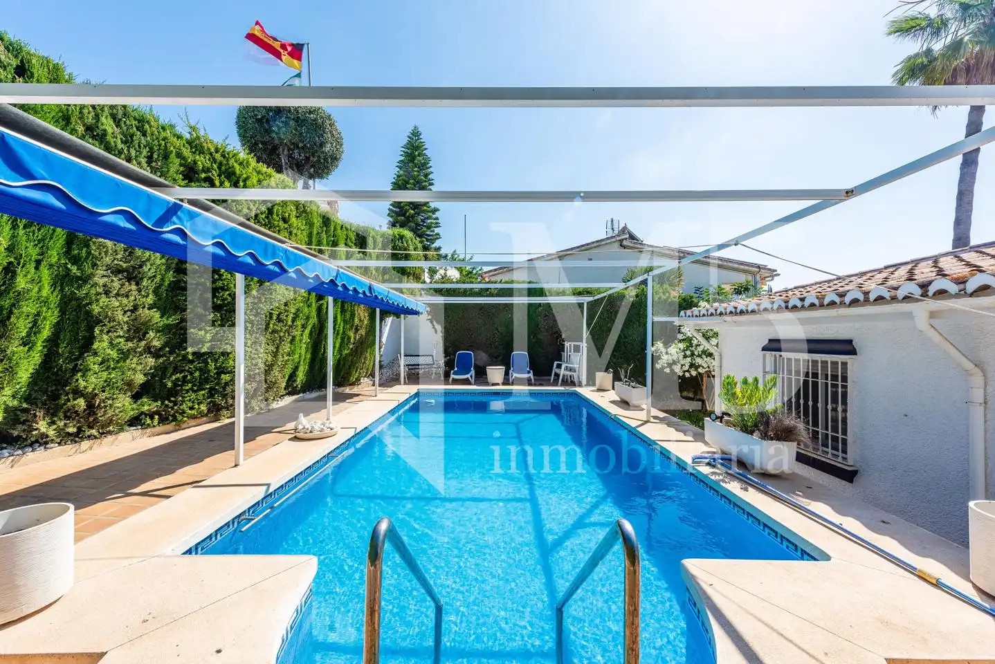 Piscina de Casa o chalet en venta en Vélez-Málaga con Jardín privado, Terraza y Piscina