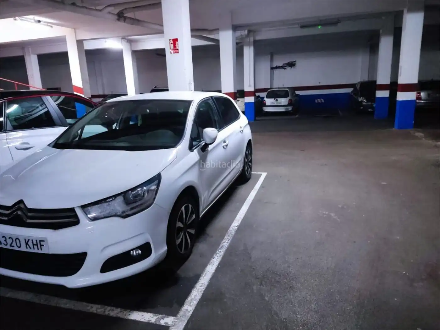 Einzelparkplatz zum Verkauf in Calle de la Batalla de Lepanto 51, imagen 2