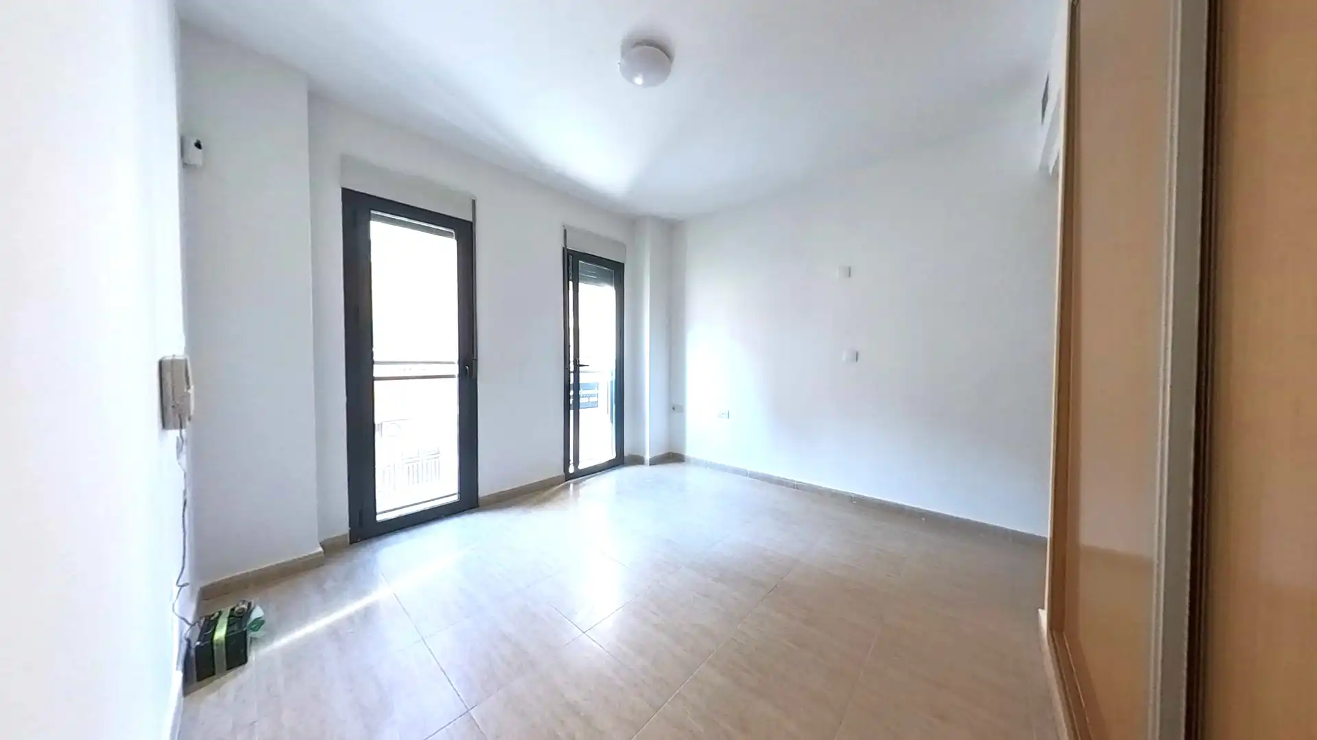 Habitación de Piso en venta en Murcia con Trastero y Balcón