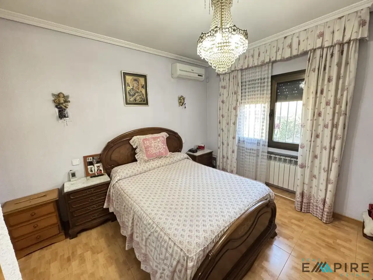 Dormitori de Casa o xalet en venda en Serranillos del Valle amb Aire condicionat, Calefacció i Jardí privat