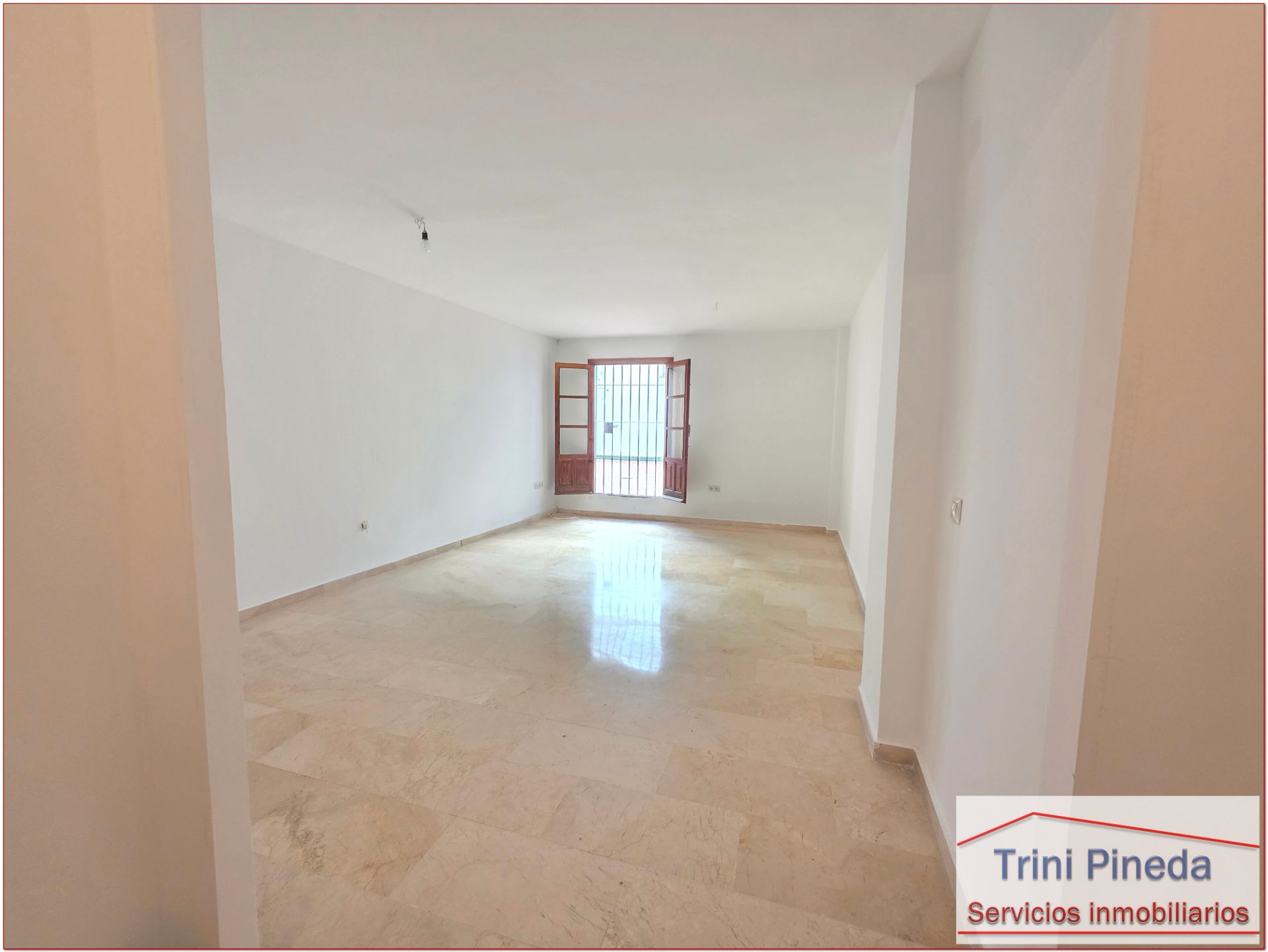 Sala d'estar de Pis en venda en  Sevilla Capital amb Aire condicionat, Rentadora i Balcó